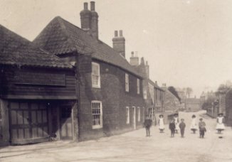 BUTCHERS ARMS - FELTWELL